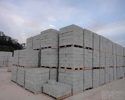Bloco de cimento estrutural
